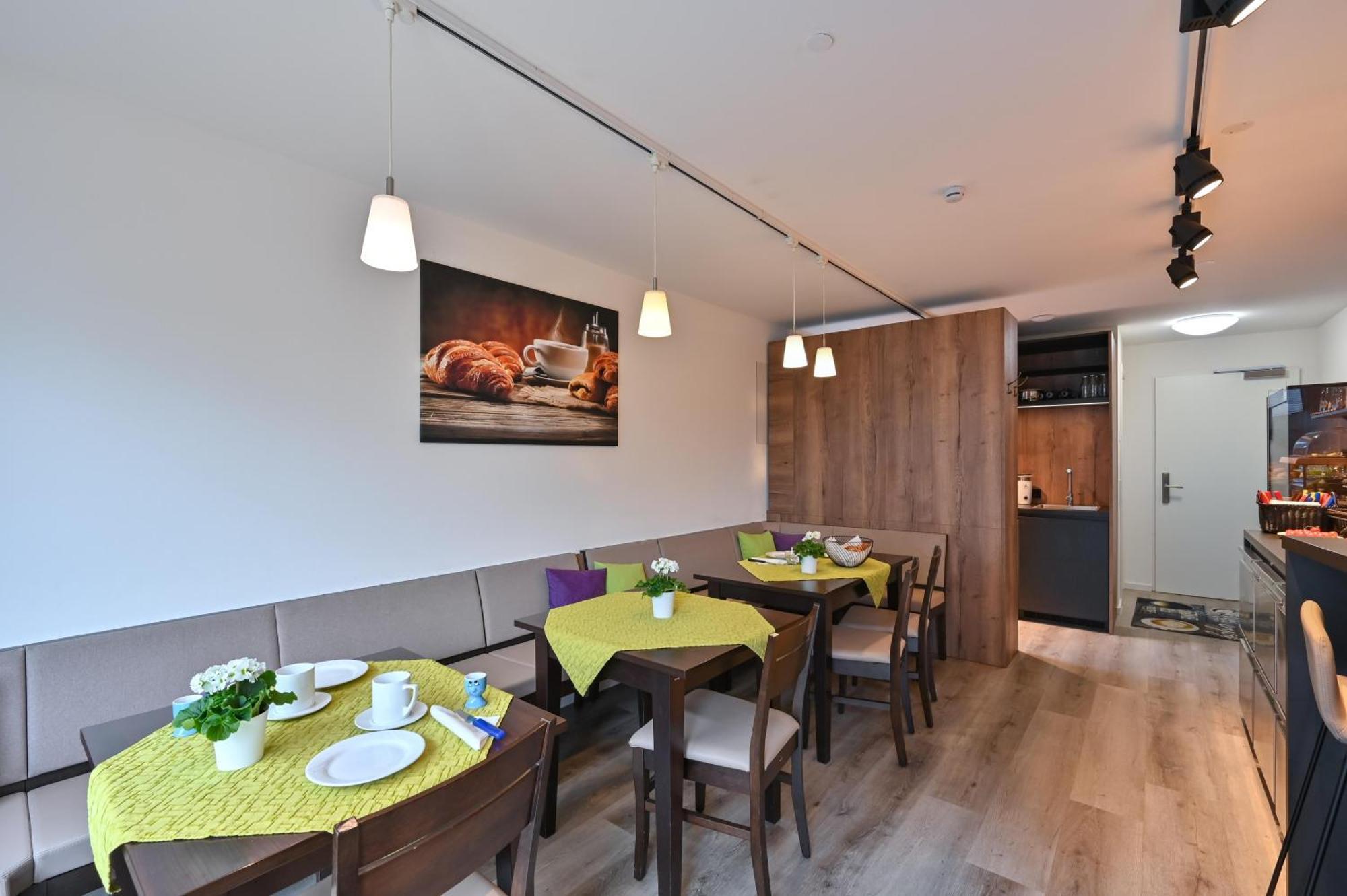 Hotel Gaestehaus Stock Zimmer Sahnehaeuble FDH Esterno foto