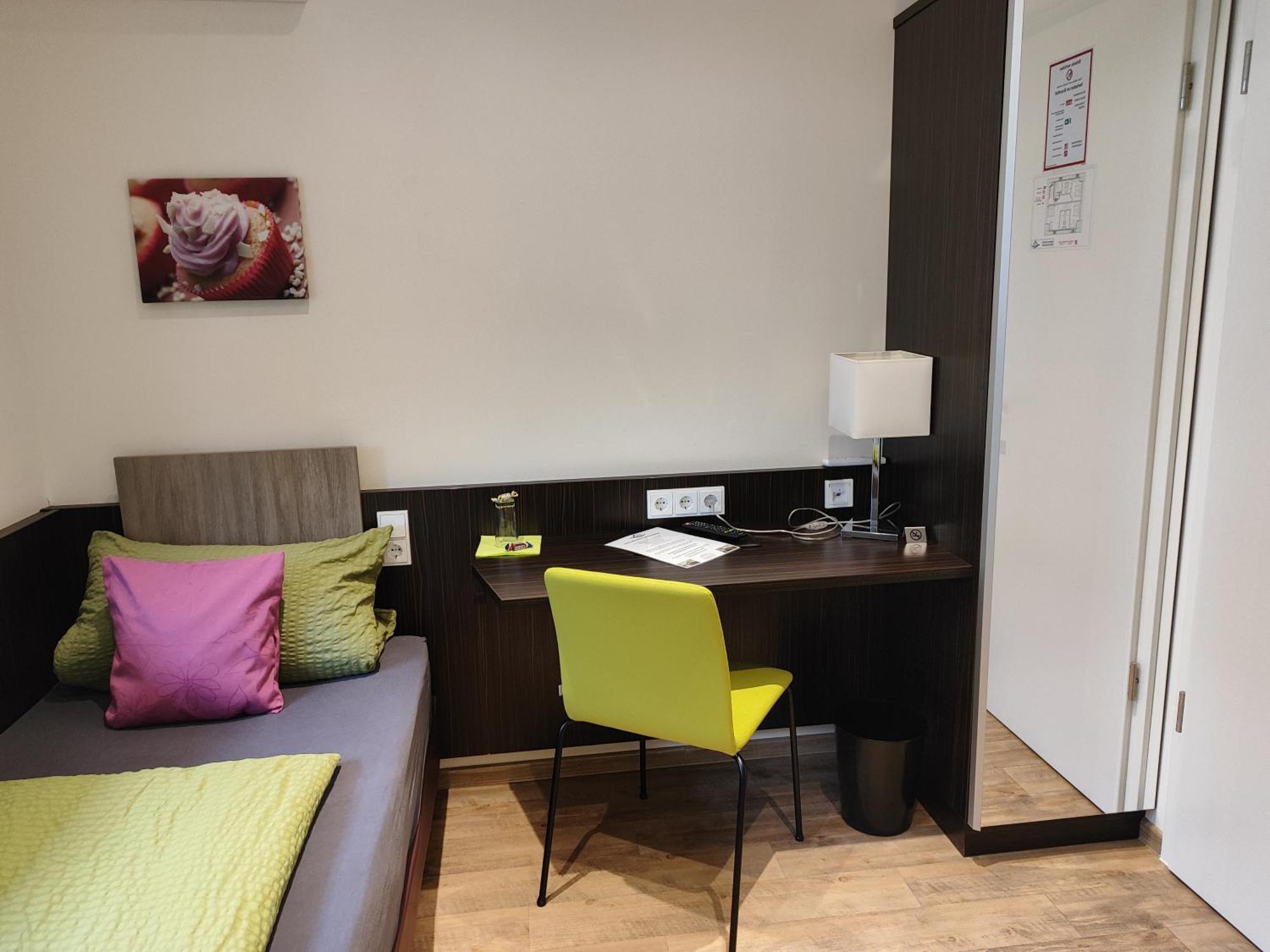 Hotel Gaestehaus Stock Zimmer Sahnehaeuble FDH Esterno foto
